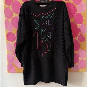 🩷 ADOLFO Black Sweater with Vibrant Graphic